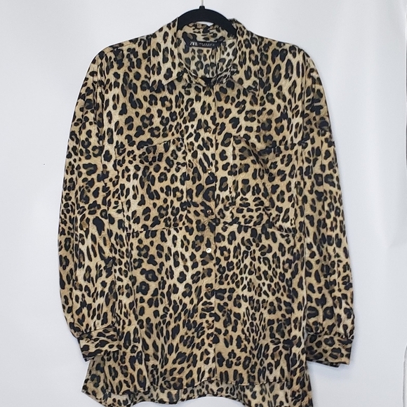 Zara Leopard Print Long Sleeve Blouse Size Medium Classic Trendy - Picture 4 of 16